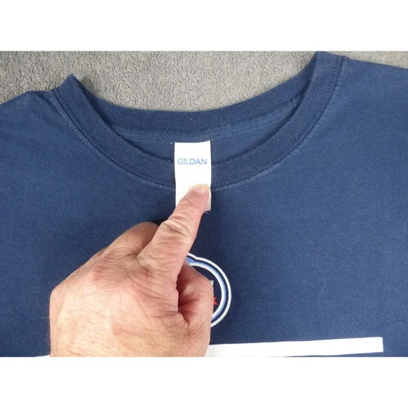 Tennessee Titans Exotic Smashmouth Football Shirt Mens XL Navy Blue NFL - Picture 4 of 9